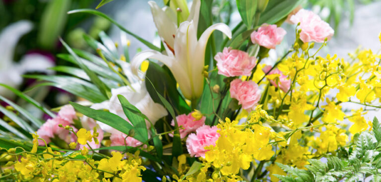 Choisir les fleurs de deuil